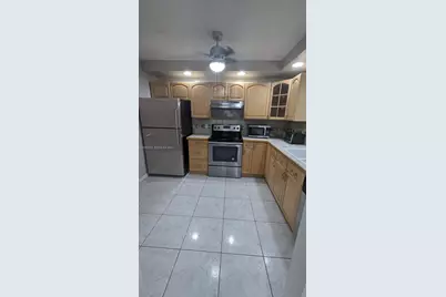 8592 W Sunrise Blvd #105, Plantation, FL 33322 - Photo 17