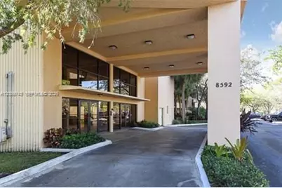 8592 W Sunrise Blvd #105, Plantation, FL 33322 - Photo 21