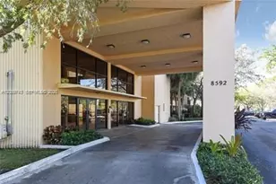 8592 W Sunrise Blvd, Plantation, FL 33322 - Photo 21