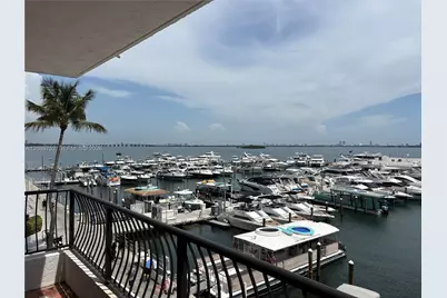 555 NE 15th St #420, Miami, FL 33132 - Photo 17