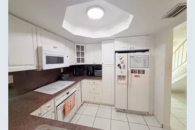 4085 W 8th Ct #82, Hialeah, FL 33012 - Photo 7