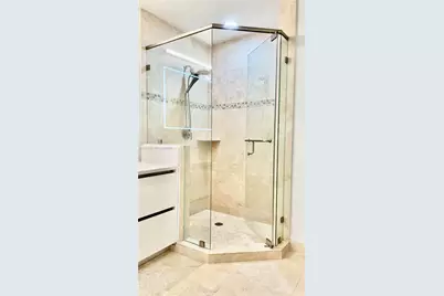 3001 NE 185th St #421, Aventura, FL 33180 - Photo 13