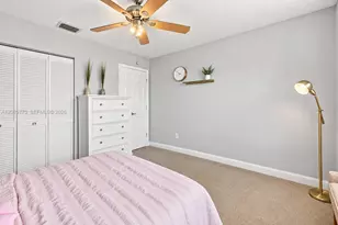 10251 NW 3rd St, Pembroke Pines, FL 33026 - Photo 25