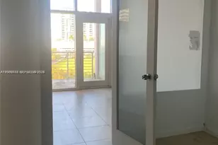 3250 NE 1st Ave, Miami, FL 33137 - Photo 21
