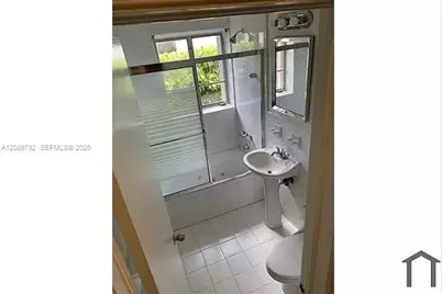 800 SW 25th Rd, Miami, FL 33129 - Photo 17