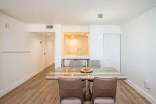 555 NE 15th St, Miami, FL 33132 - Photo 7