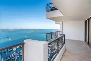 555 NE 15th St, Miami, FL 33132 - Photo 15