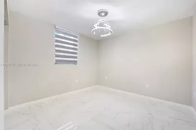 10000 NW 80th Ct #2102, Hialeah Gardens, FL 33016 - Photo 1