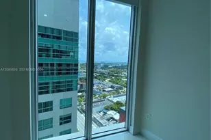 185 SW 7th St, Miami, FL 33130 - Photo 7