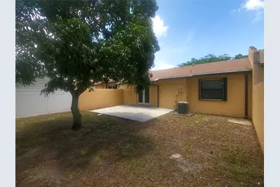 3060 NW 204th Ln, Miami Gardens, FL 33056 - Photo 17