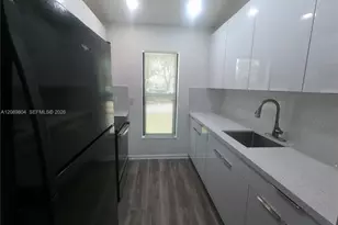 3060 NW 204th Ln, Miami Gardens, FL 33056 - Photo 3