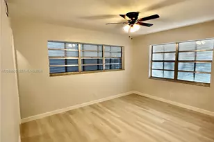 2416 SE 2nd St, Pompano Beach, FL 33062 - Photo 9