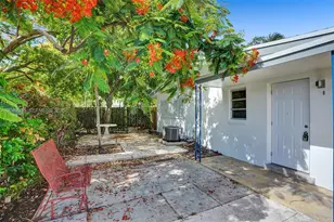 2416 SE 2nd St, Pompano Beach, FL 33062 - Photo 3