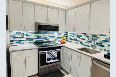20120 NE 3rd Ct #7, Miami, FL 33179 - Photo 5