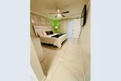 20120 NE 3rd Ct #7, Miami, FL 33179 - Photo 11