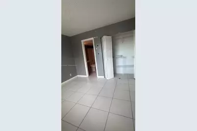 821 Twin Lakes Dr #31-H, Coral Springs, FL 33071 - Photo 27