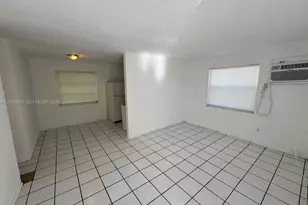 201 NW 77th St, Miami, FL 33150 - Photo 3