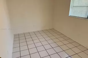201 NW 77th St, Miami, FL 33150 - Photo 11