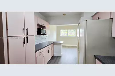 580 W 34th Pl #0, Hialeah, FL 33012 - Photo 19