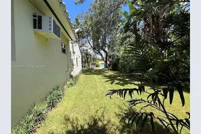 508 Castania Ave, Coral Gables, FL 33146 - Photo 9