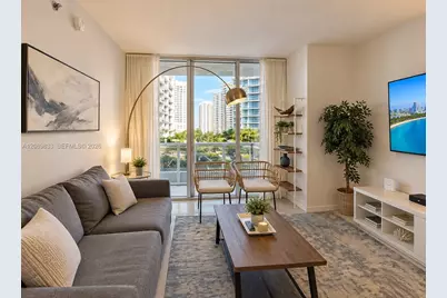 485 Brickell Avenue #1611, Miami, FL 33131 - Photo 7