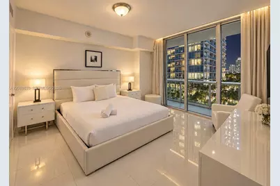 485 Brickell Avenue #1611, Miami, FL 33131 - Photo 3