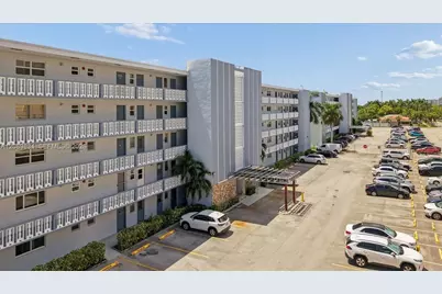 233 NE 14th Ave #2nd floor, Hallandale Beach, FL 33009 - Photo 25