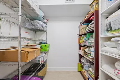 233 NE 14th Ave #2nd floor, Hallandale Beach, FL 33009 - Photo 21