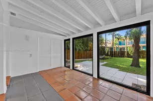3794 Irvington Ave, Miami, FL 33133 - Photo 9