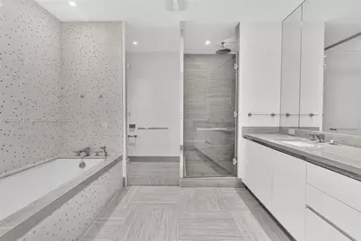 16901 Collins Ave #2003, Sunny Isles Beach, FL 33160 - Photo 15