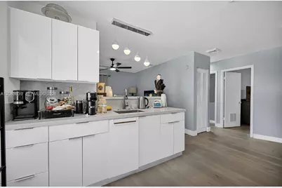 3231 SW 25th St #1, Miami, FL 33133 - Photo 3
