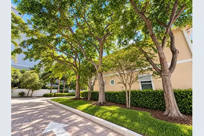 2312 NE 2nd St #2312, Pompano Beach, FL 33062 - Photo 37