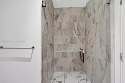 1400 Biscayne Blvd #705, Miami, FL 33132 - Photo 29