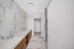 1400 Biscayne Blvd, Miami, FL 33132 - Photo 23