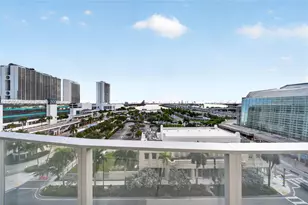 1400 Biscayne Blvd, Miami, FL 33132 - Photo 1