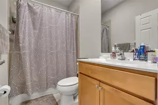 3305 W 93rd Pl, Hialeah, FL 33018 - Photo 15