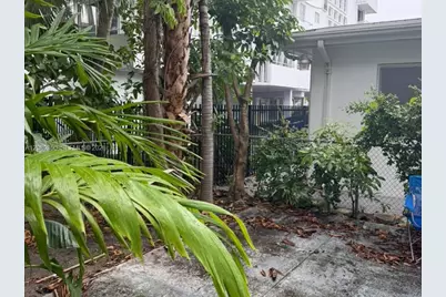 8020 Abbott Ave #2, Miami Beach, FL 33141 - Photo 5