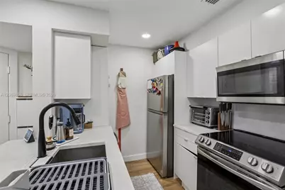 2926 S University Dr #6204, Davie, FL 33328 - Photo 9