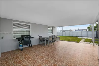 6049 W 14th Ct #0, Hialeah, FL 33012 - Photo 35