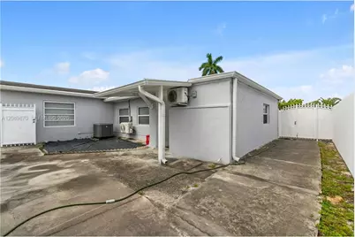 6049 W 14th Ct #0, Hialeah, FL 33012 - Photo 31