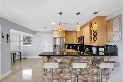 6049 W 14th Ct #0, Hialeah, FL 33012 - Photo 23