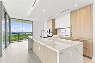 2411 Laguna Cir, North Miami, FL 33181 - Photo 3