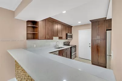 4848 NW 24th Ct #118, Lauderdale Lakes, FL 33313 - Photo 5