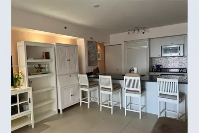 [Address not provided], Hallandale Beach, FL 33009 - Photo 5