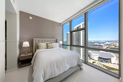 851 NE 1st Ave #3711, Miami, FL 33132 - Photo 25