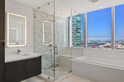 851 NE 1st Ave #3711, Miami, FL 33132 - Photo 5