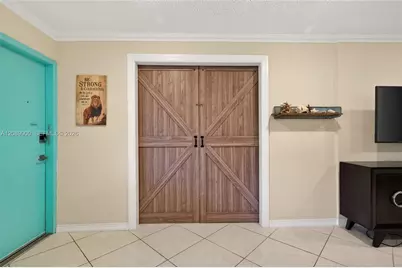 1308 Bayview Dr #2B, Fort Lauderdale, FL 33304 - Photo 13
