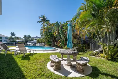 1308 Bayview Dr #2B, Fort Lauderdale, FL 33304 - Photo 33