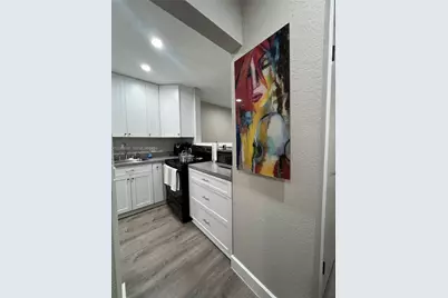 1432 S Lakeside Dr #5, Lake Worth, FL 33460 - Photo 5