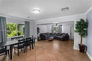 1221 NE 26th Ave, Pompano Beach, FL 33062 - Photo 5
